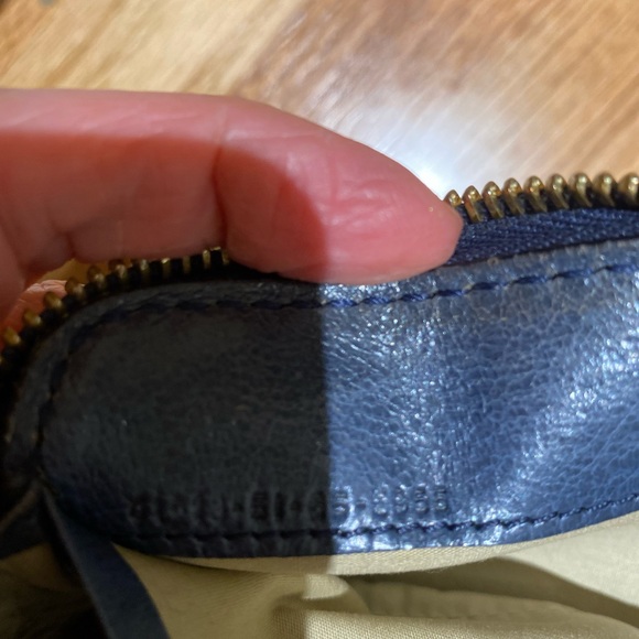 Chloe Wallet in Navy - Picture 3 of 12